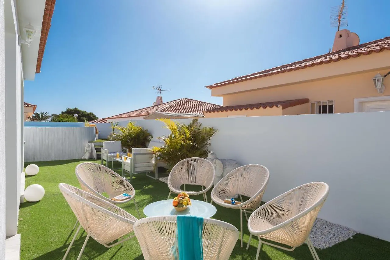 Villa Sueno, Private Pool كالاو سالفاجي 0*,  إسبانيا